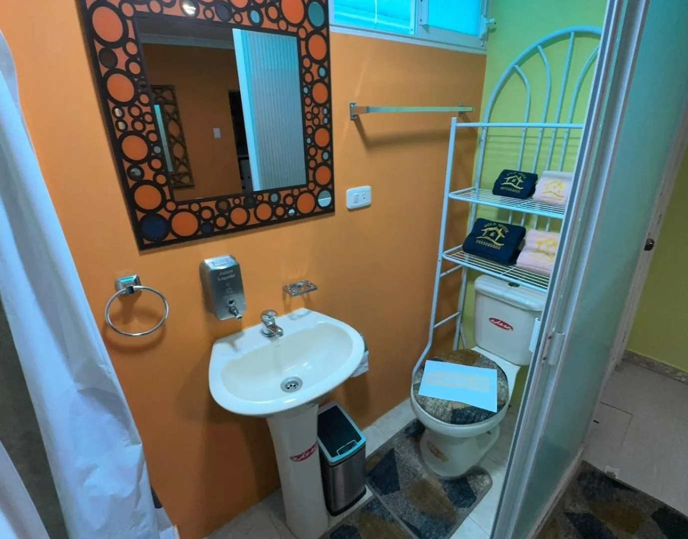 Love hotel Gold House Premium Hotel Quito Ecuador